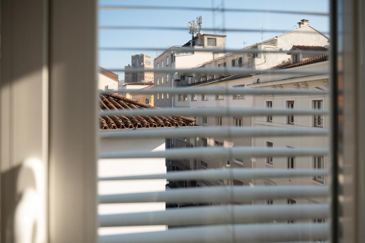 Raffinato Scorcio Sulla Citta Διαμέρισμα Μπρέσια Εξωτερικό φωτογραφία